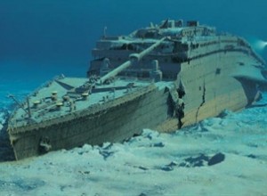 Titanic-wreckage